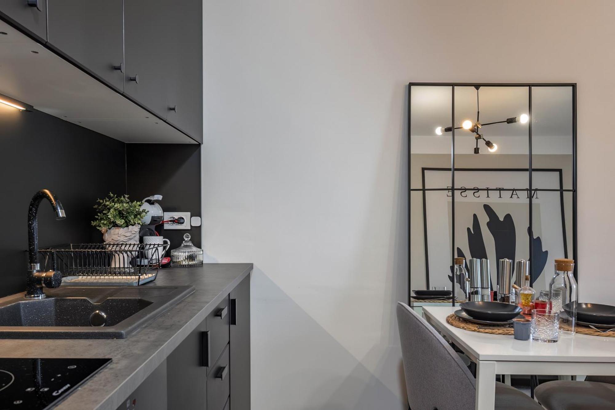 Agostini - Contactless Apartments Vukovarska Rijeka Buitenkant foto